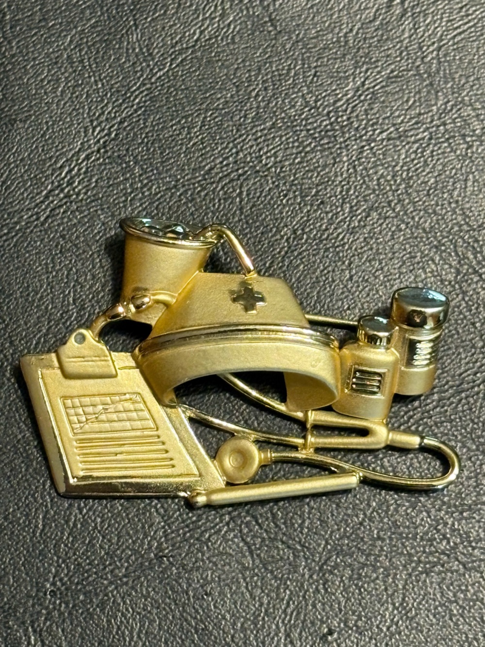 Vintage Jewelry A.J.C American Jewelry Co. Nurse Equipment Pin Brooch